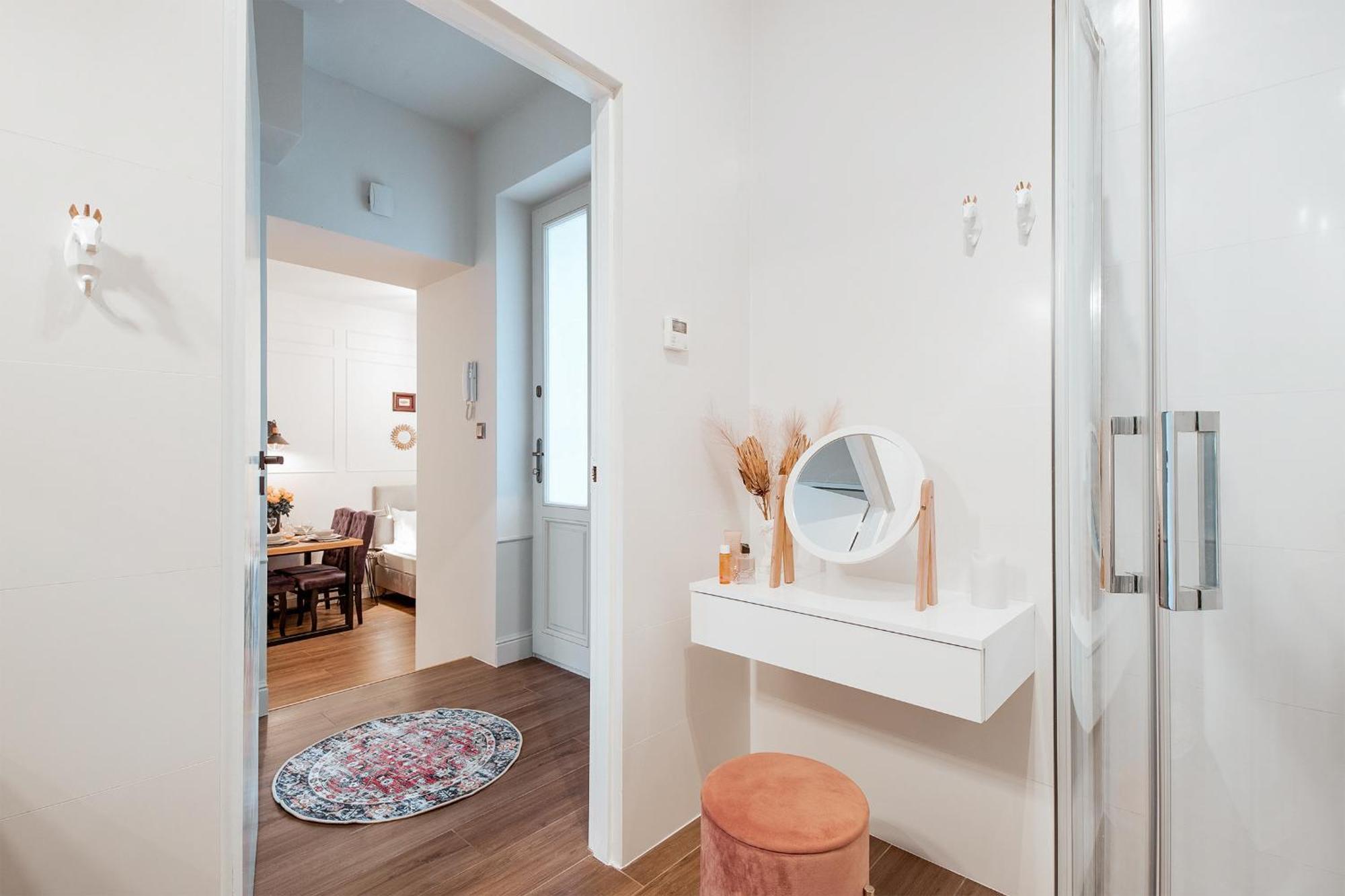 Cozy Apartment In Old Town Cracovia Esterno foto