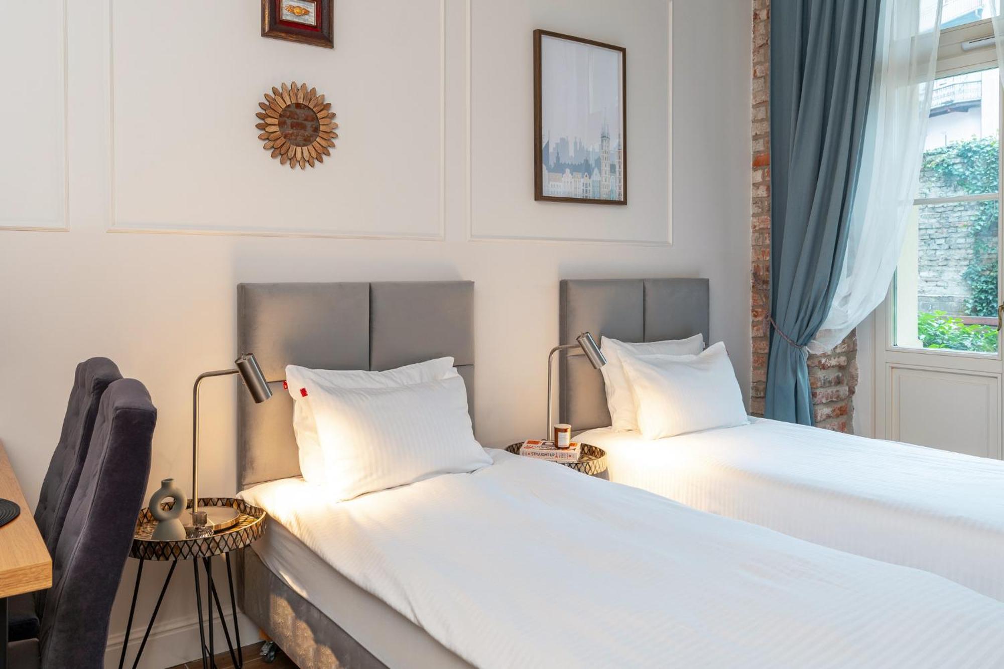 Cozy Apartment In Old Town Cracovia Esterno foto